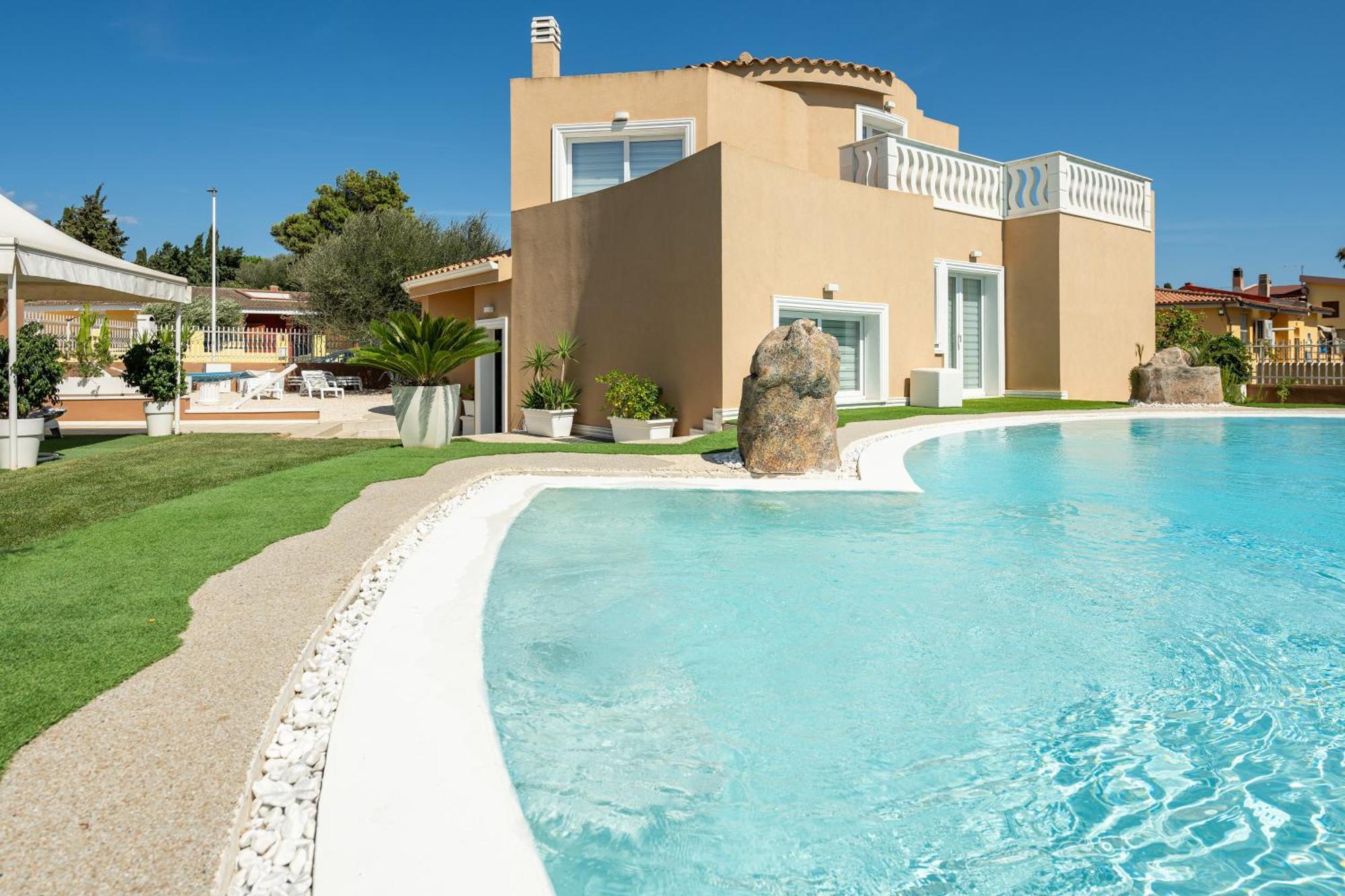 Villa Leon With Private Pool Quartu Sant'Elena Luaran gambar